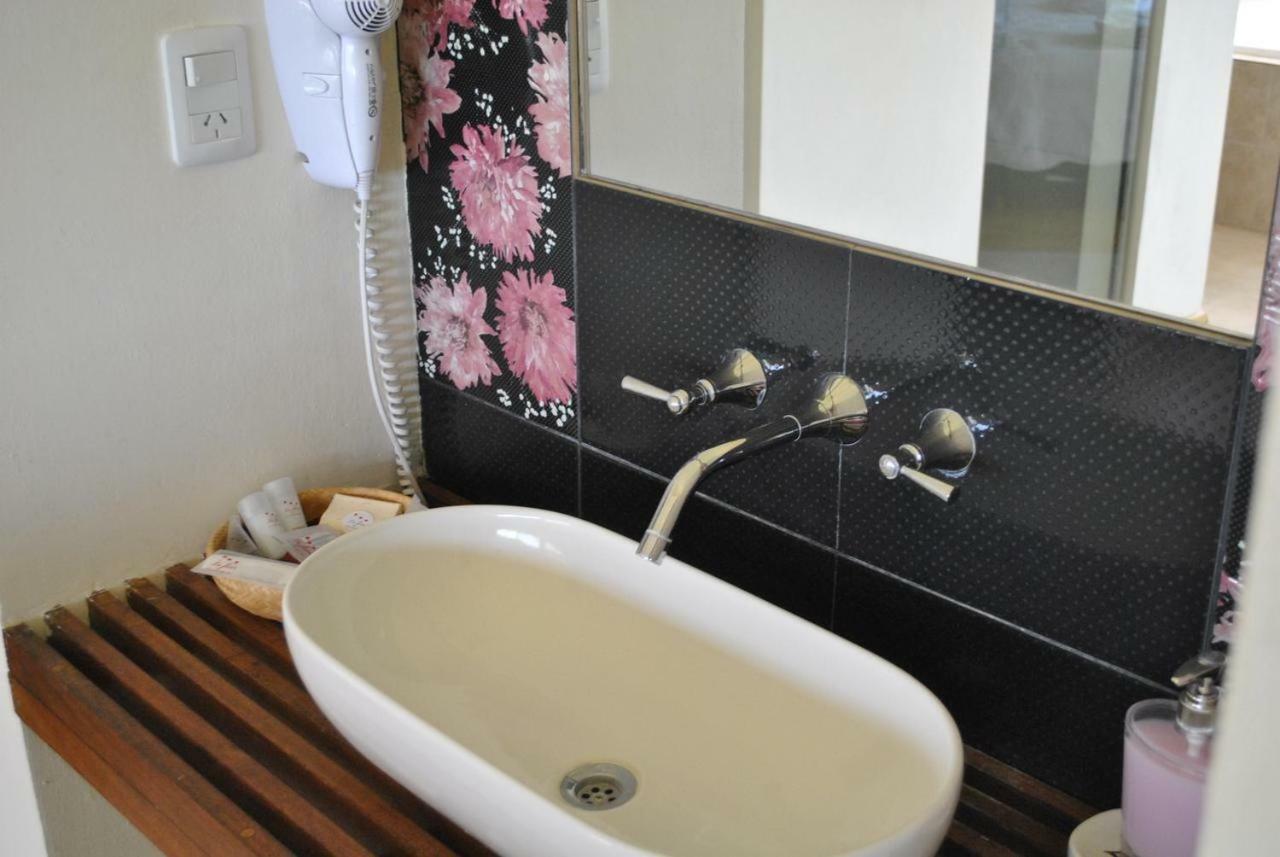 La Fleur Hotel Villa General Belgrano Luaran gambar